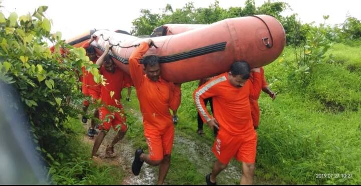 কেন্দ্রীয় স্বরাষ্ট্রমন্ত্রী অমিত শাহ জানিয়েছেন, কেন্দ্রীয় সরকার পরিস্থিতির উপর নজর রাখছে। তিনি উদ্ধারকারী বাহিনীর প্রশংসা করেছেন। 
