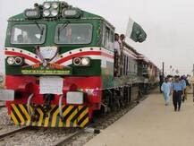 live updates: সমঝোতা ও থর এক্সপ্রেসের পর দিল্লি-লাহৌর বাস পরিষেবা বন্ধ করল পাকিস্তান, কাশ্মীর নিয়ে ভারতের পদক্ষেপে নার্ভাস পাকিস্তান, বলল বিদেশমন্ত্রক