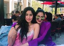 আজ শ্রীদেবীর জন্মদিন, ইনস্টাগ্রামে মায়ের ছবি দিলেন জাহ্নবী