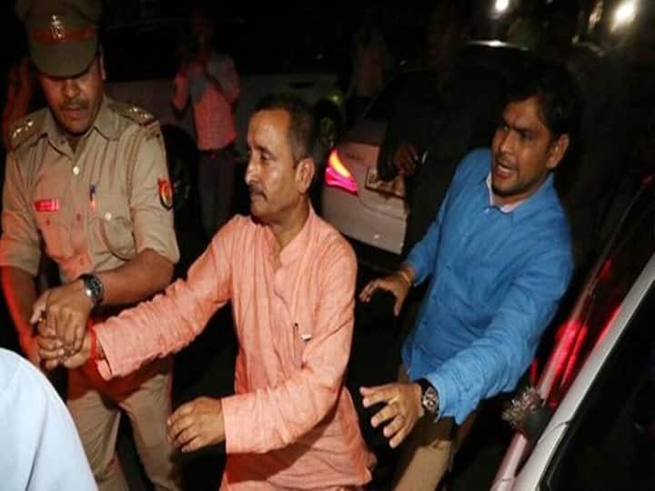 উন্নাও: নির্যাতিতার বাবাকে খুনের অভিযোগে সেঙ্গার সহ ১০ জনের বিরুদ্ধে চার্জ গঠন দিল্লির আদালতের Court frames charges against Sengar, others for murder of Unnao rape survivor's father উন্নাও: নির্যাতিতার বাবাকে খুনের অভিযোগে সেঙ্গার সহ ১০ জনের বিরুদ্ধে চার্জ গঠন দিল্লির আদালতের