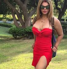 দেখুন রাখি সাবন্তের মধুচন্দ্রিমার ছবি