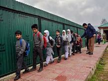 Live updates: কাশ্মীরে ফের খুলল স্কুল, হাজির শিক্ষকরা, পড়ুয়া সংখ্যা কম, দিল্লিতে অমিত-ডোভাল বৈঠক, কাশ্মীরে বন্দি নেতানেত্রীদের মুক্তি চেয়ে বৃহস্পতিবার যন্তরমন্তরে ধরনা ডিএমকে-র