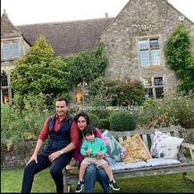 ছবিতে দেখুন: ছেলে তৈমুরকে নিয়ে লন্ডন থেকে দেশে ফিরলেন সইফ-করিনা