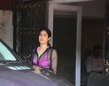 জিম থেকে বার হচ্ছেন সারা আলি খান ও জাহ্নবী কপূর