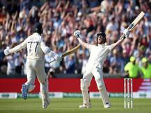 দেখুন- হেডিংলিতে নাটকীয় ঘাত-প্রতিঘাতের ঝলক: ‘অবিশ্বাস্য’, নিজের রুদ্ধশ্বাস ইনিংস সম্পর্কে বললেন বেন স্টোকস