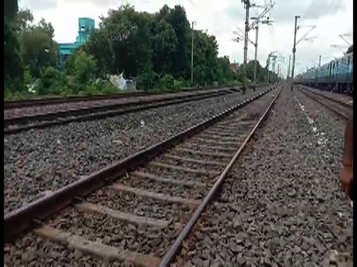 New twist in recovery of bodies of two women beside rail line as Family alleges murder রেললাইনের ধারে দুই মহিলার দেহ উদ্ধারের ঘটনায় নয়া মোড়, খুনের অভিযোগ দায়ের পরিবারের