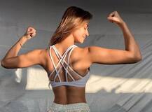 দেখুন দিশা পাটানির ছবি