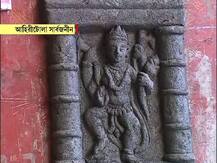 দেখুন কলকাতার পাড়ায় পাড়ায় দুর্গাপুজোর প্রস্তুতি