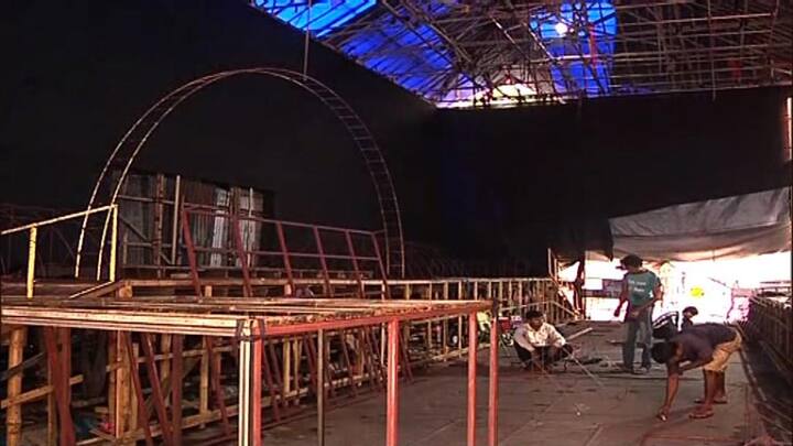 মুদিয়ালি ক্লাব - সাবেকিয়ানার সঙ্গে আধুনিকতার মেলবন্ধনের ছবিই এবার ফুটে উঠবে মুদিয়ালি ক্লাবের ৮৫ তম বর্ষের পুজোয়। 