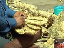 জগাখিচুড়ি থেকে জল-সঙ্কট-- থিমের ভাবনায় এবার কে দেবে কাকে টেক্কা?