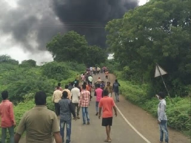 Maharashtra- 10 people dead in an explosion in a chemical factory in Dhule মহারাষ্ট্রের ধুলেতে রাসায়নিক কারখানায় বিস্ফোরণ, মৃত অন্তত ১০