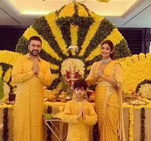 হলুদ পোশাকে পরিবেশবান্ধব গণেশ পুজো শিল্পা শেট্টির