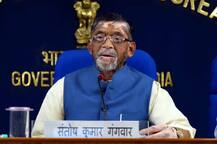 ‘চাকরি আছে, দেশে যোগ্য প্রার্থী নেই’, মন্তব্য শ্রম ও কর্মসংস্থান মন্ত্রী সন্তোষকুমার গঙ্গোয়ারের