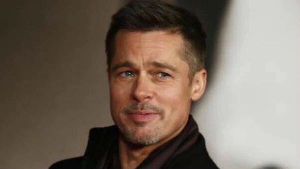 Brad Pitt dials NASA astronaut, asks him about Chandrayaan 2 নাসার মহাকাশচারীর থেকে চন্দ্রযান ২ সম্পর্কে জানতে চাইলেন হলিউড অভিনেতা ব্র্যাড পিট