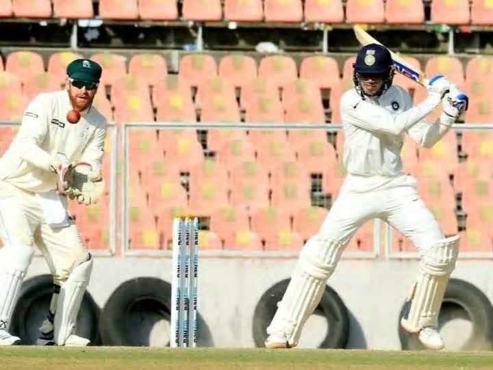 Ind a vs sa a shubman gill shines again as india a reach 233-3 at stumps on day-1 ফের ব্যাট হাতে দাপট শুভমনের, দক্ষিণ আফ্রিকা এ দলের বিরুদ্ধে টেস্টে প্রথম দিনের শেষে ৩ উইকেটে ২৩৩ রান ভারত এ দলের