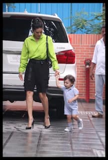 খুবই কিউট! ছেলের সঙ্গে সানির এই ছবিগুলো আপনার মন কেড়ে নেবে