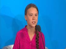 কোন সাহসে আমাদের শেষ করে দিচ্ছেন আপনারা? ‘পরিবেশ যোদ্ধা’ গ্রেটা থুনবার্গের পাশে দাঁড়ালেন প্রিয়ঙ্কা