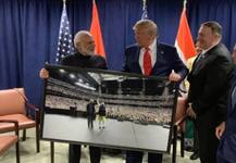 ‘ভারতের জনক’ মোদি, প্রশংসায় ভাসালেন ট্রাম্প, জনপ্রিয়তার জন্য তুলনা করলেন এলভিস প্রেসলি-র সঙ্গেও