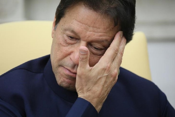 Imran Khans Official Makes Bizarre Claim On Pakistan's Population, Netizens React পাকিস্তানের জনসংখ্যা নাকি ২৯০০ কোটি! সরকারি আধিকারিকের মন্তব্যে সোশ্যাল মিডিয়ায় হাসির ঝড়