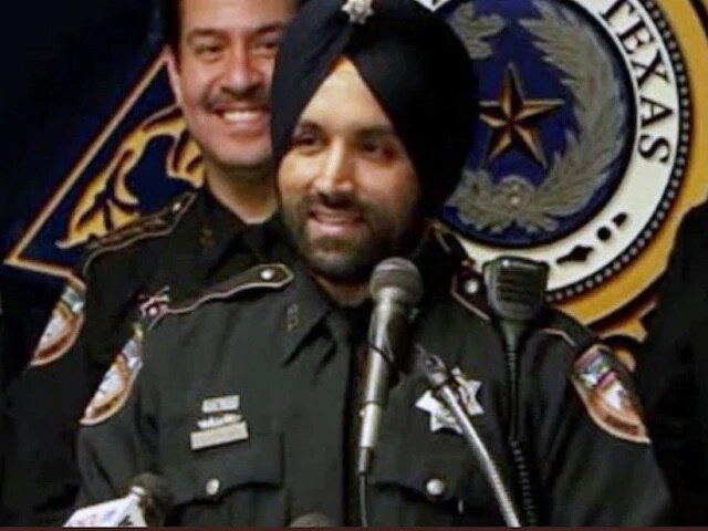 Indian origin Sikh police officer Sandeep Dhaliwal shot dead in Texas আমেরিকার টেক্সাসে গুলিতে নিহত এই শিখ পুলিশ অফিসার