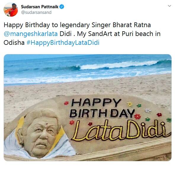 পুরীর বালুশিল্পী সুদর্শন পট্টনায়েক তাঁর শিল্পকর্মের মাধ্যমে লতাকে শ্রদ্ধা জানিয়েছেন