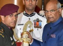 রাষ্ট্রপতির সঙ্গে নৈশভোজ ধোনির