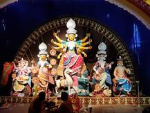 দেখুন কলকাতার কয়েকটি দুর্গাপুজো
