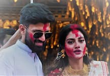 ‘সব ধর্মকে সম্মান করি’, চালতাবাগানে সিঁদুরখেলায় নুসরত, সামিল শ্রাবন্তীও