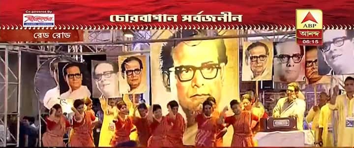 সুসজ্জিত ট্যাবলোয় তুলে ধরা হচ্ছে প্রত্যেকটি পুজোর ভাবনা