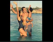 আবার মা হতে চলেছেন লিজা হেডেন, বেবিবাম্প নিয়ে করলেন দুর্দান্ত ফটোশ্যুট