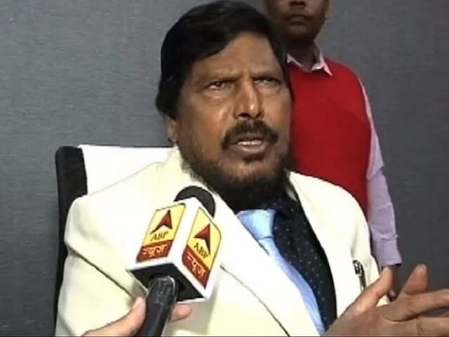 Union Minister Athawale Demands Immediate Arrest Of Director Anurag Kashyap পায়েল ঘোষের সুরক্ষা চেয়ে মুম্বই পুলিশের কাছে কেন্দ্রীয় মন্ত্রী, ৭ দিনে ধর্ষণে অভিযুক্ত কাশ্যপের গ্রেফতারি দাবি