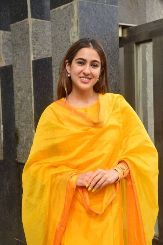 সারা আলি খান।