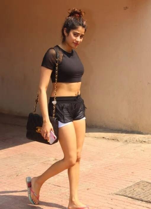 সব ছবি-মানব মঙ্গলানি