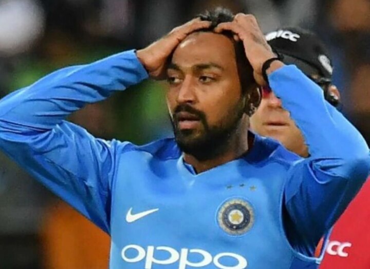 Netizens troll Krunal Pandya brutally for dropping Mushfiqur Rahims catch বাংলাদেশের বিরুদ্ধে ম্যাচে মুশফিকুর রহিমের ক্যাচ মিস করায় সোশ্যাল মিডিয়ায় বিদ্রুপের মুখে ক্রুণাল পাণ্ড্য