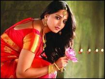 আজ বাহুবলী-র দেবসেনা অনুষ্কা শেট্টির জন্মদিন