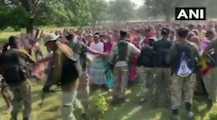 ছত্তীসগঢ়ে মাওবাদী অধ্যুষিত অঞ্চলে পুলিশের নতুন শিবিরের বিরুদ্ধে গ্রামবাসীদের বিক্ষোভ, পাল্টা লাঠিচার্জের অভিযোগ