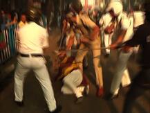 ছবিতে দেখুন, বিজেপির যুব মোর্চার পুরসভা অভিযানে রণক্ষেত্র চাঁদনি চক, লাঠিচার্জ-জলকামান পুলিশের