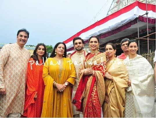 প্রথমে তিরুমালার ভেঙ্কটেশ্বর মন্দিরে ভাবনানি ও পাড়ুকোন পরিবার