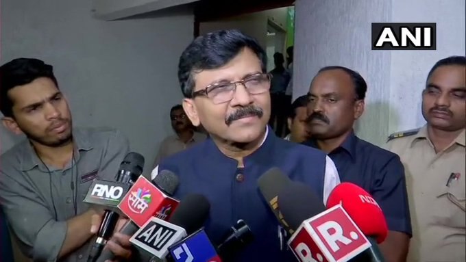 Government formation in Maharashtra will be under the leadership of a Chief Minister of Shiv Sena, says Sanjay Raut মহারাষ্ট্রের মুখ্যমন্ত্রিত্ব থাকবে শিবসেনার হাতেই, দাবি সঞ্জয় রাউতের, সোমবার সনিয়ার সঙ্গে বৈঠক পওয়ারের