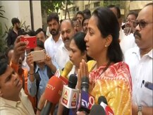 'জীবনে কখনই এমন প্রতারিত বোধ করিনি', হোয়াটসঅ্যাপে স্টেটাস শরদ-কন্যা সুপ্রিয়ার