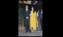 দেখুন, অসুস্থতা কাটিয়ে ২৬/১১য় শহিদ স্মরণে মঞ্চে অমিতাভ, দর্শক আসনে অ্যাশ-অভি