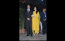 দেখুন, অসুস্থতা কাটিয়ে ২৬/১১য় শহিদ স্মরণে মঞ্চে অমিতাভ, দর্শক আসনে অ্যাশ-অভি