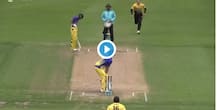 দেখুন:অভিনব স্কুপ শটে বল সীমানার বাইরে পাঠালেন নিউজিল্যান্ডের ব্যাটসম্যান নিল ব্রুম