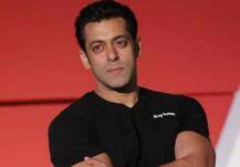 ‘বেটি বাঁচাও’ শুধু যেন প্রচার হয়ে না থাকে, সবাই একযোগে প্রতিবাদ করুন, হায়দরাবাদ গণধর্ষণের নিন্দা করে ট্যুইট সলমনের