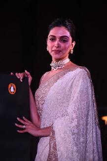 শ্রীদেবীর ওপর লেখা বই, উদ্বোধনে দীপিকা