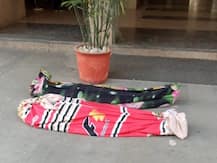 নিত্যসঙ্গী পারিবারিক অশান্তি, গাজিয়াবাদে ২ সন্তানকে খুন করে ২ স্ত্রী নিয়ে ৮ তলা থেকে ঝাঁপিয়ে পড়লেন ব্যক্তি