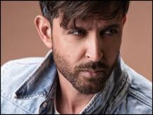 গত ১০ বছরে এশিয়ার সর্বাধিক যৌন আবেদনময় ব্যক্তি, তকমা পেলেন হৃতিক