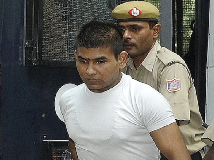Nirbhaya gang-rape convict Vinay Sharma seeks withdrawal of mercy petition, claims he never signed it রাষ্ট্রপতির কাছে পাঠানো প্রাণভিক্ষার আর্জিতে সই করেনি, দাবি নির্ভয়াকাণ্ডে সাজাপ্রাপ্ত বিনয় শর্মার