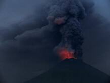 নিউজিল্যান্ডের হোয়াইট আইল্যান্ডে অগ্ন্যুৎপাত, মৃত ৫