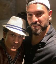 জন্মদিনে যুবরাজের ছয়-ছক্কার ভিডিও শেয়ার করে শুভেচ্ছা আইসিসির, মজার পোস্ট সহবাগেরও